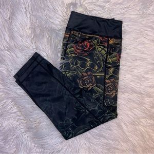 CVG - Dressed to Kill Capri Leggings